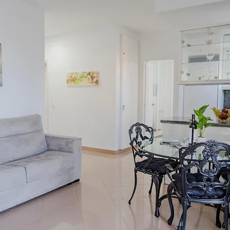Lejlighedshotel Benalbeach Penthouse Sea View